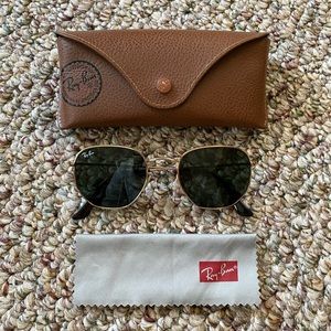 Hexagonal Ray Ban sunglasses